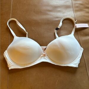 Victoria's Secret Cream Bra with Pink Accents
